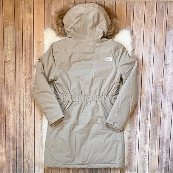 The North Face Women’s Arctic Parka Coat In Flax - Picture 7 of 10